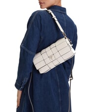 GUESS MAYLEE  Geantă de umăr, cu curea de umăr aproape alb - Genți femei - 5