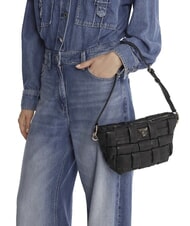 GUESS MARION Geantă de umăr țesută BLACK - Genți femei - 5