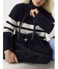 GUESS VICTORIA Geantă tip shopper Teddy cu plic BLACK - Genți femei - 5