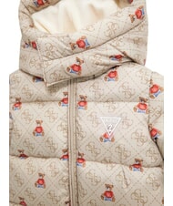 GUESS KIDS MINI ME Costum de zăpadă cu glugă 4g bej rustic aop - Salopete și ținute pentru bebeluși - 3