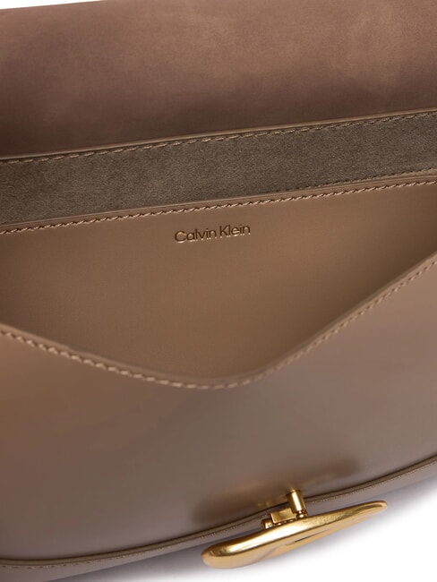 SUEDED ENGRAVED Geantă de umăr taupe de deșert - Genți femei