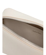 CALVIN KLEIN EMBOSSED LOGO Geantă de umăr mini crin alb - Genți femei - 4