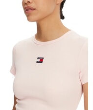 TOMMY HILFIGER TH JEANS Tricou cu m&acirc;necă scurtă și nervuri roz prețios - tricou - 3