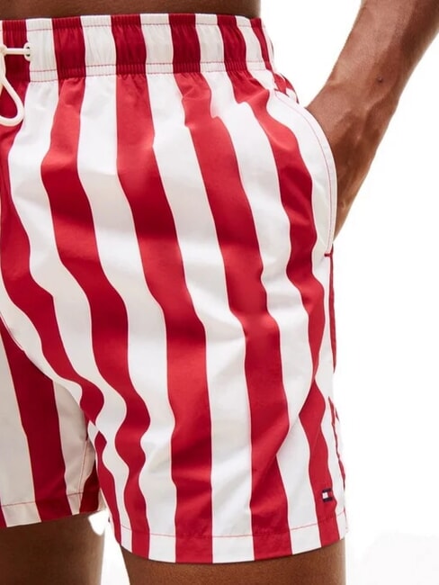 TH Costum de boxer cu model dungă &icirc;ndrăzneață roșu mediu - Costume de baie