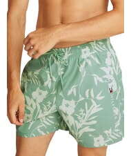TOMMY HILFIGER TH Costum de boxer cu model grilă de logo difuză verde aop - Costume de baie - 3