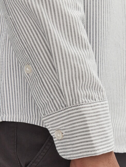 TH JEANS Cămașă cu m&acirc;necă lungă și dungi cer deșertic / petală de fildeș - Cămăși pentru bărbați