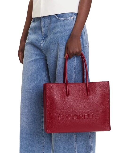 MYRTHA MAXI LOG Geantă de cumpărături din piele ciocănită sangrie - Genți femei