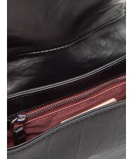 COCCINELLE MAGIE WRINKLED Geantă de umăr din piele cu clapă negru - Genți femei - 6