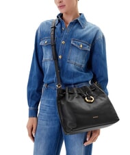 COCCINELLE ISABELA Geantă tip găleată din piele negru - Genți femei - 5