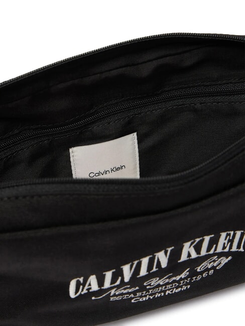 GRAPHICS Trusă de frumusețe pe negru - Truse de toaletă