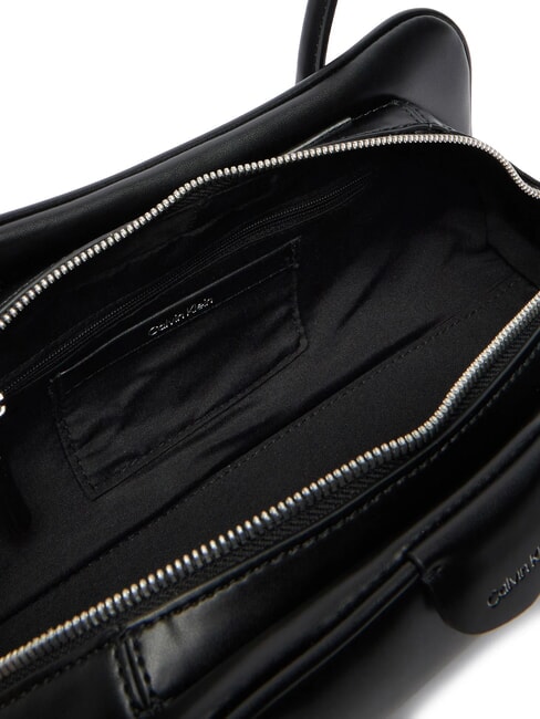 EMBOSSED LOGO BUSINE Geantă de umăr pe negru - Genți femei