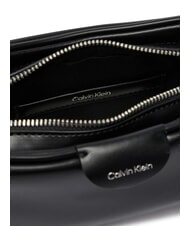 CALVIN KLEIN EMBOSSED LOGO BUSINE Geantă de m&acirc;nă, cu curea de umăr pe negru - Genți femei - 5