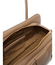 CALVIN KLEIN EMBOSSED LOGO BUSINE Geantă de umăr taupe de deșert - Genți femei - 5