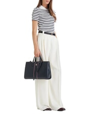 TOMMY HILFIGER TH DAILY Geantă de m&acirc;nă, cu curea de umăr albastru spațial - Genți femei - 2