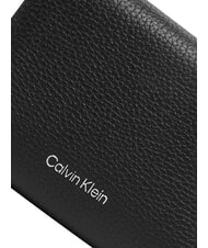 CALVIN KLEIN HARDWARE EMBLEM PEBB Portofel cu fermoar, din piele pe negru - Portofele femei - 3