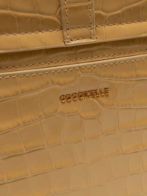 MAGALU CROCO SHINY SOFT Geantă de m&acirc;nă, cu curea de umăr bej proaspăt - Genți femei