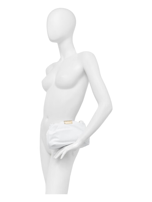 PERLA Geanta clutch din piele cu lant alb - Genți femei