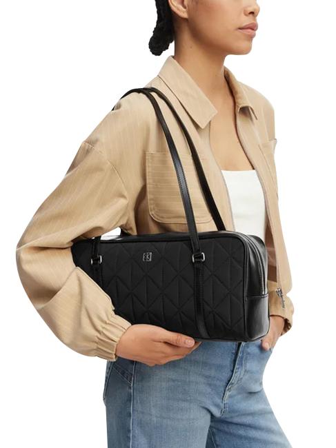 QUILTED NYLON Geanta de umăr pe negru - Genți femei