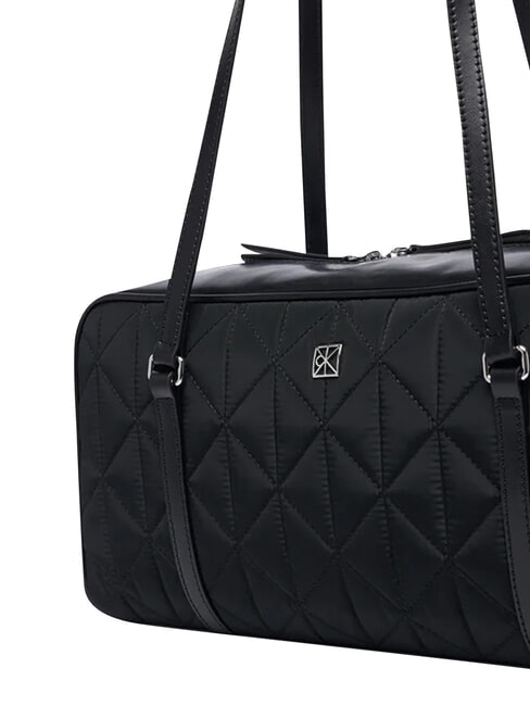 QUILTED NYLON Geanta de umăr pe negru - Genți femei