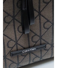 CALVIN KLEIN EMBLEM AOP Rucsac cu buzunar interior bej lotus / negru aop - Genți femei - 3