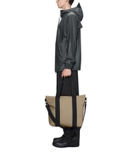 RAINS TOTE BAG MINI Geanta impermeabila bej - Genți femei - 4