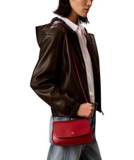 CALVIN KLEIN HARDWARE MONOGRAM Geantă de umăr mini Vin de Bordeaux - Genți femei - 2