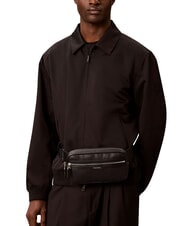 CALVIN KLEIN PERFORATED Pungă - Borsete de br&acirc;u