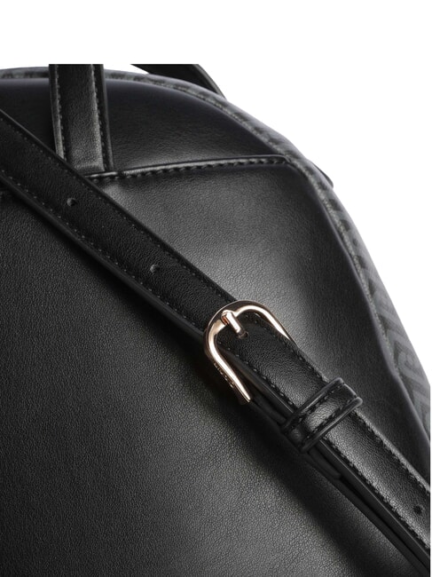 MANHATTAN Rucsac cu buzunar frontal BLACK - Genți femei