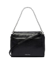 CALVIN KLEIN EMBLEM HW Geantă mini cu curea de umăr pe negru - Genți femei - 3