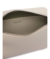 CALVIN KLEIN EMBOSSED LOGO Geantă de umăr mini f&acirc;n ușor - Genți femei - 4