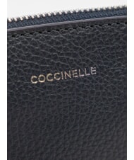 COCCINELLE ROUNDED ENVELOPE Geantă de m&acirc;nă din piele albastru miezul nopții - Genți femei - 4