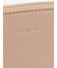 COCCINELLE ROUNDED ENVELOPE Geantă de m&acirc;nă din piele rozete - Genți femei - 4