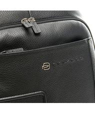 PIQUADRO Rucsac VIBE out line, din piele, suport pentru notebook până la 13 " negru - Rucsacuri pentru laptop - 4